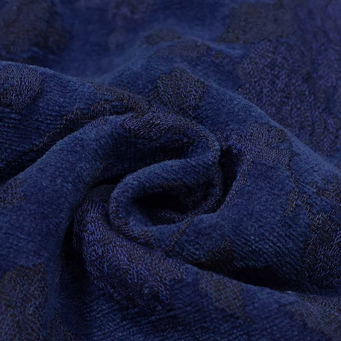 Easy pants in hand-dyed indigo Gobelin paisley cotton tapestry fabric